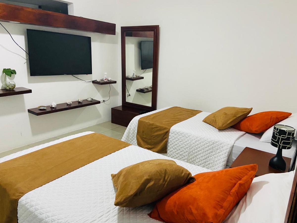 Carpao Lodging Galapagos Puerto Ayora  Extérieur photo