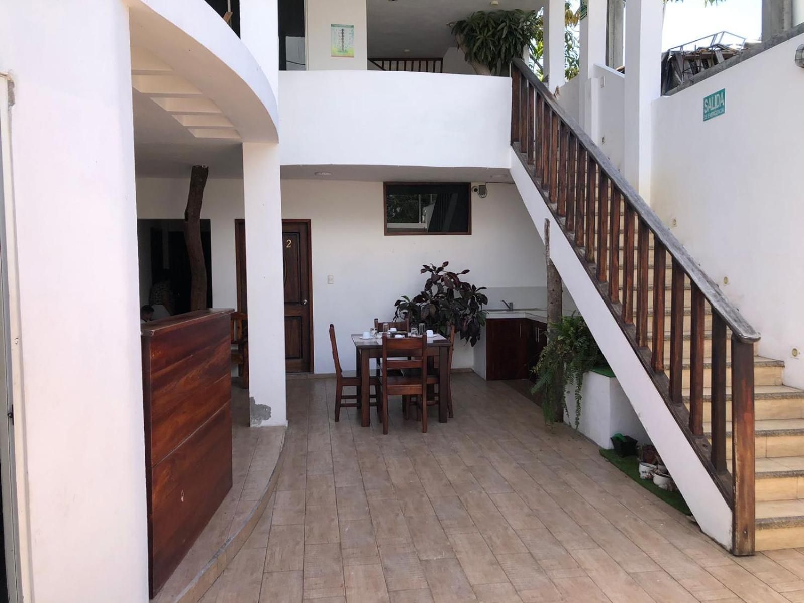 Carpao Lodging Galapagos Puerto Ayora  Extérieur photo